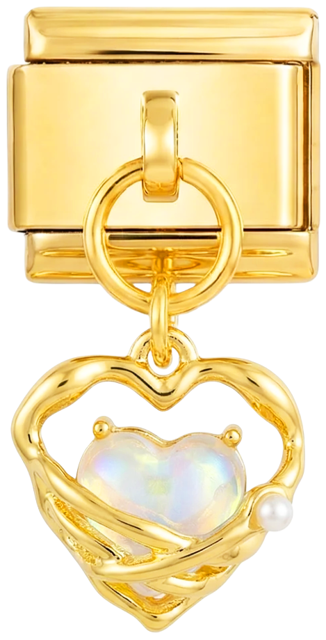 Royal Heart, on Gold - royal-heart-on-gold.png